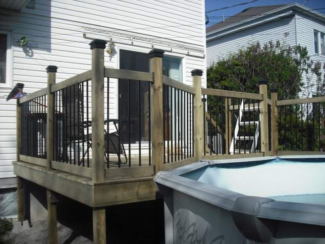 Terrasse en bois et composite – Grand Montréal