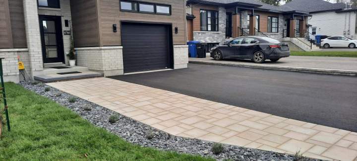 Pavé-uni et murets - Grand Montréal